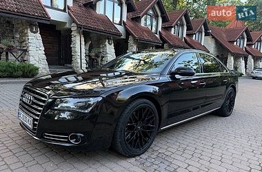 Седан Audi A8 2012 в Львові