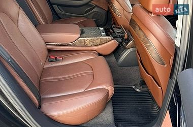 Седан Audi A8 2015 в Киеве