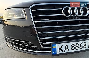 Седан Audi A8 2015 в Киеве
