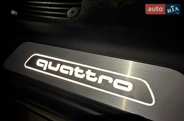 Седан Audi A8 2015 в Киеве