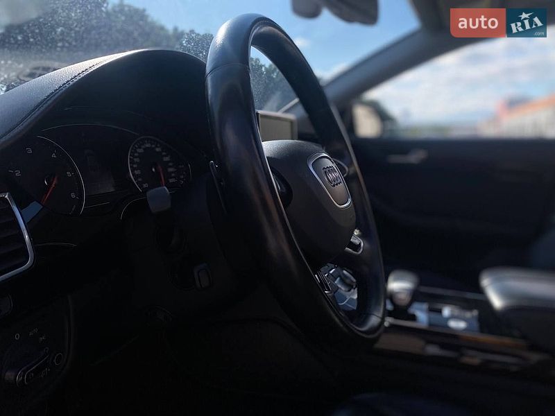 Седан Audi A8 2017 в Києві фото 24 Седан Audi A8 2017 в Києві