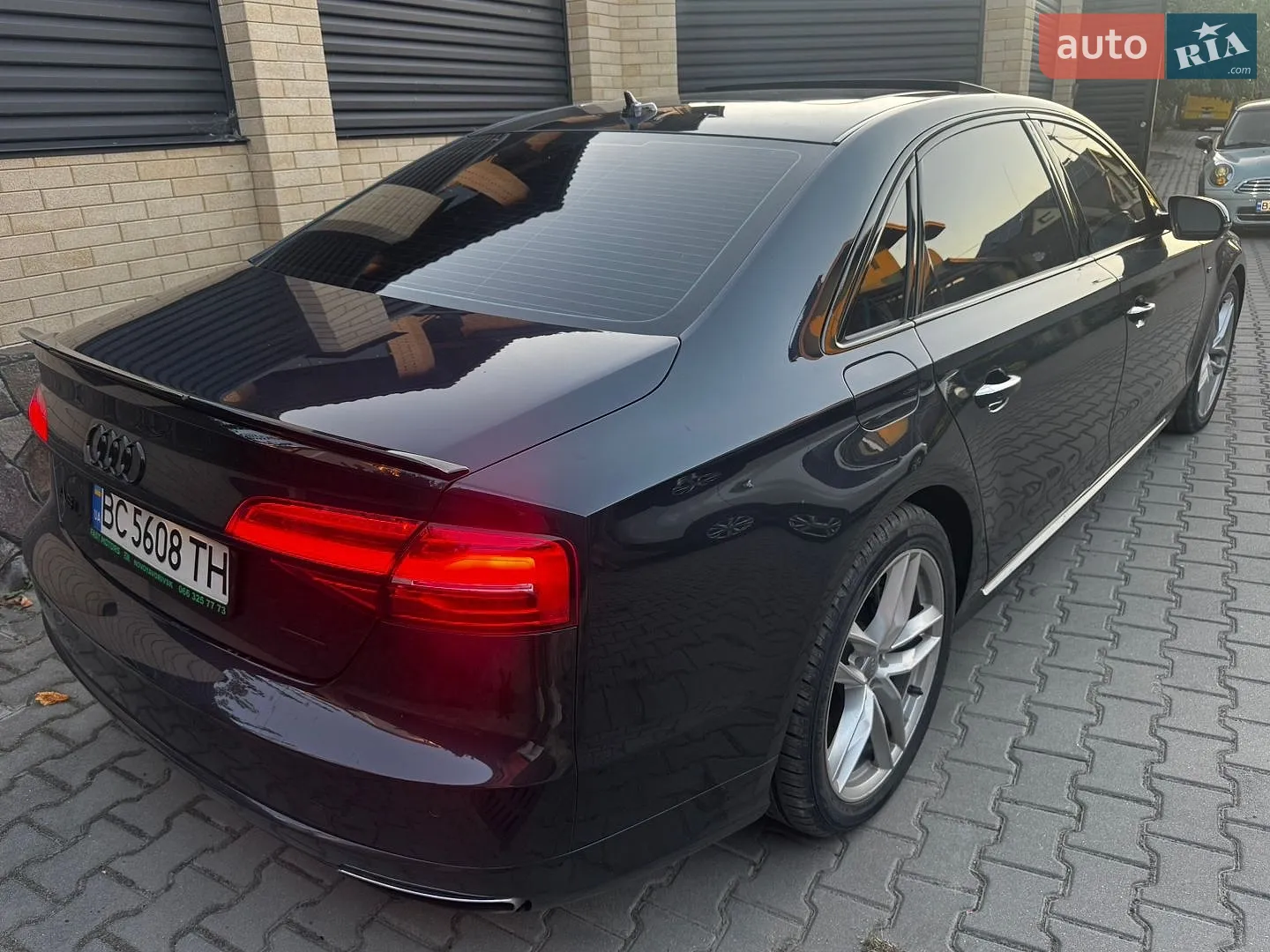 2017 Audi A8 - мініатюра 23