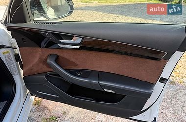 Седан Audi A8 2016 в Києві