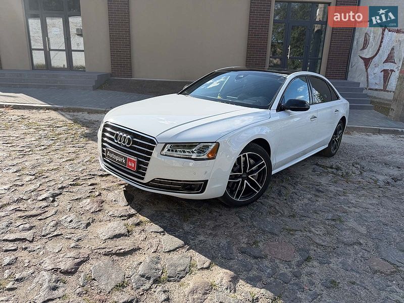 Седан Audi A8 2016 в Києві