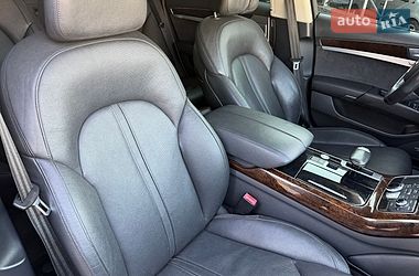 Седан Audi A8 2012 в Тернополі