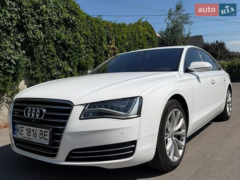 Audi A8 2012