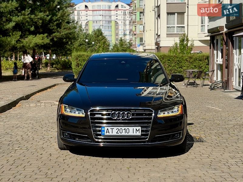 Седан Audi A8 2014 в Івано-Франківську