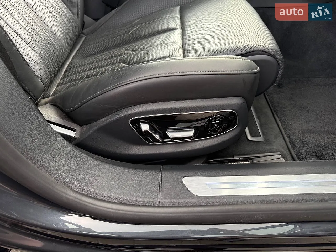 2023 Audi A8 - мініатюра 27