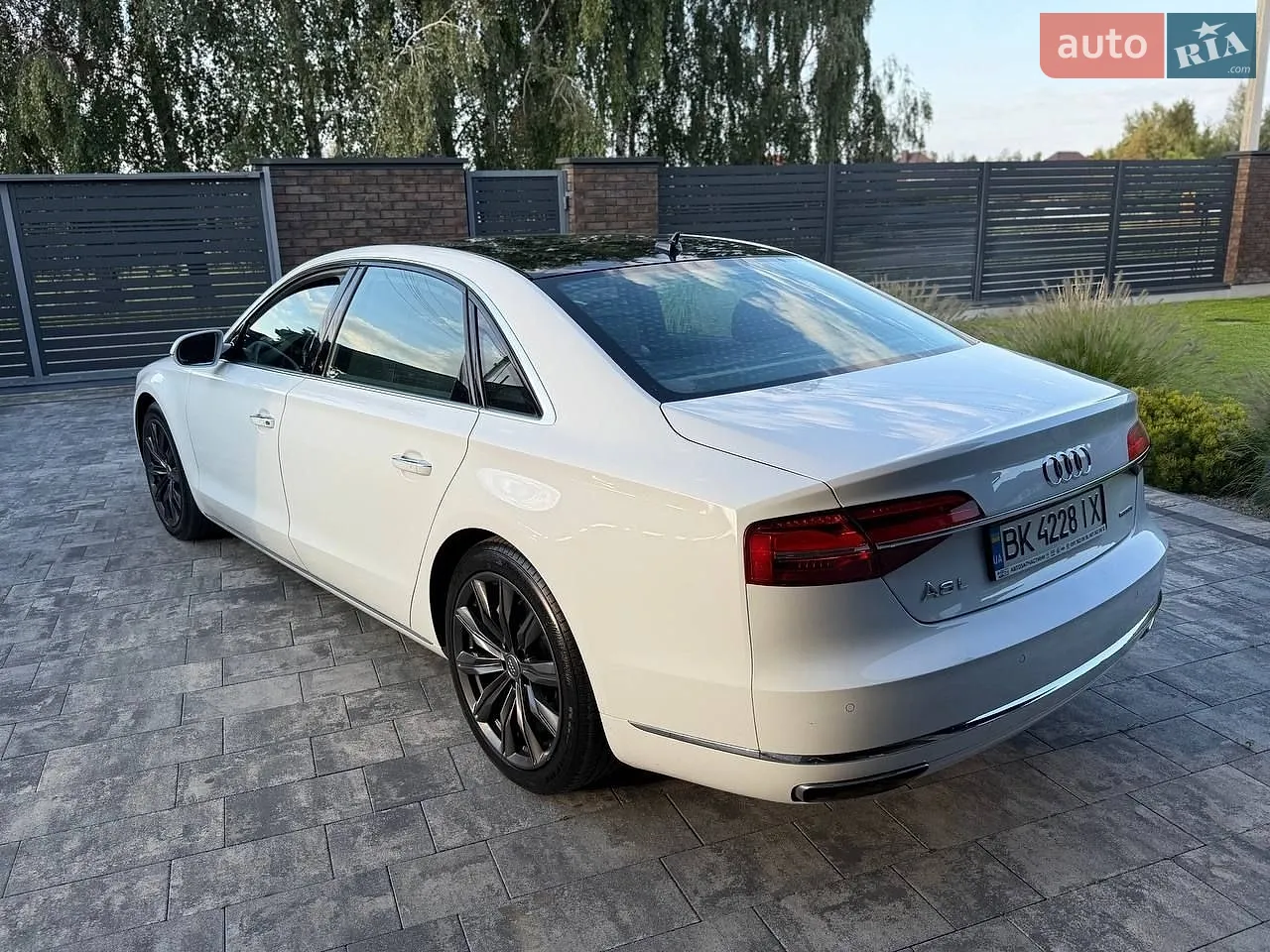 2015 Audi A8 - мініатюра 13