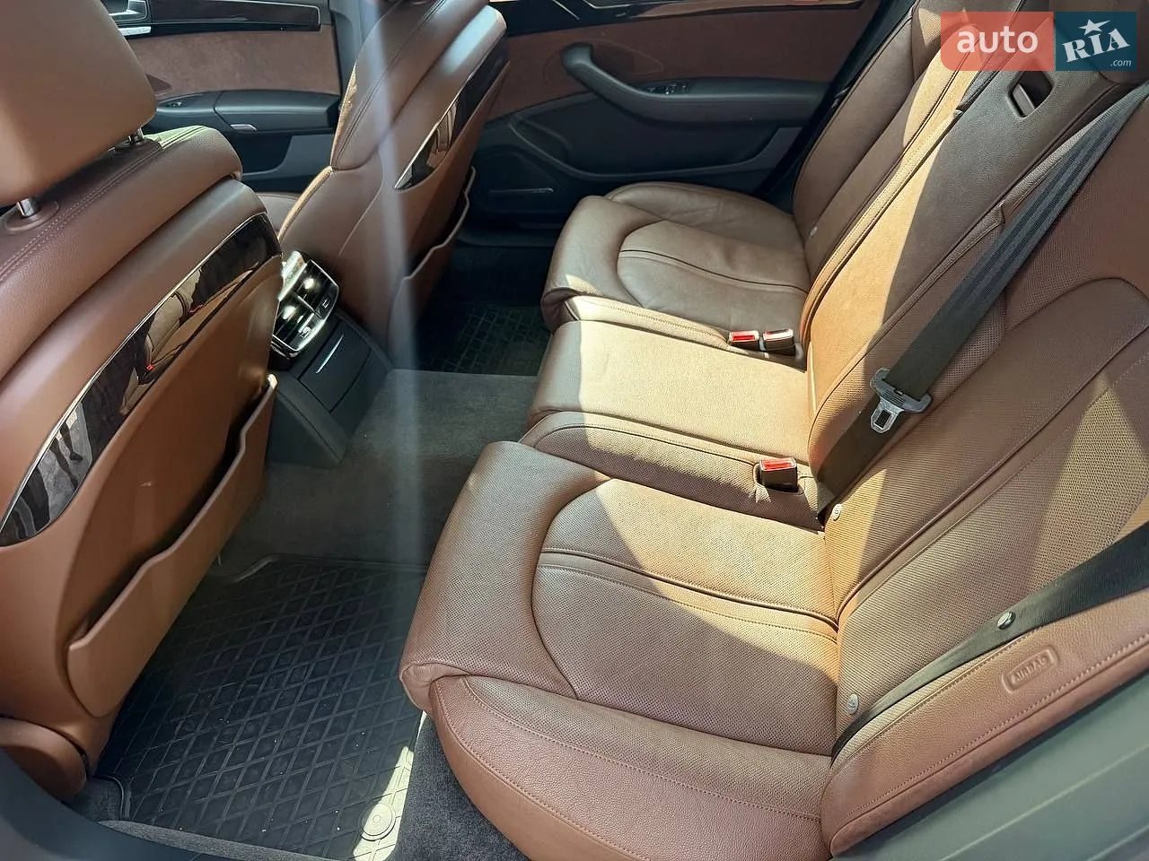 2015 Audi A8 - мініатюра 26