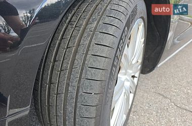 Седан Audi A8 2014 в Киеве