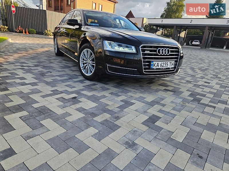 Седан Audi A8 2017 в Киеве