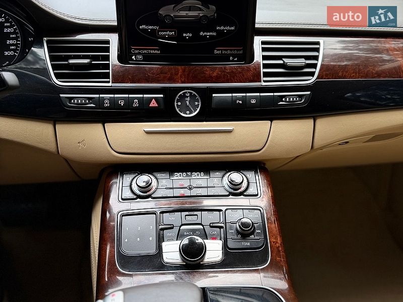 Седан Audi A8 2013 в Києві