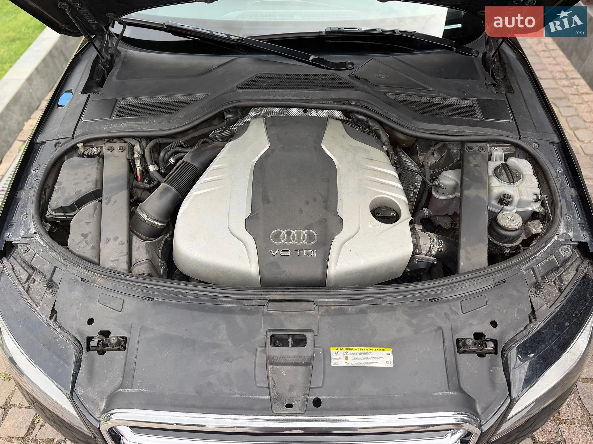 2010 Audi A8 - мініатюра 22