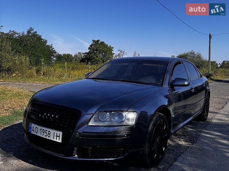 Audi A8 2003