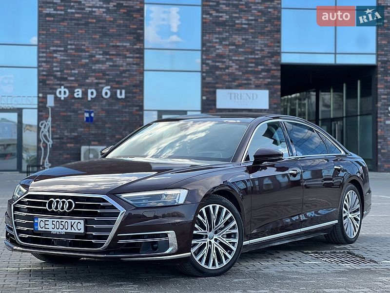 Седан Audi A8 2018 в Чернівцях