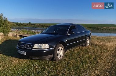 Седан Audi A8 1999 в Красилові