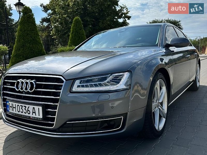 Седан Audi A8 2015 в Одессе