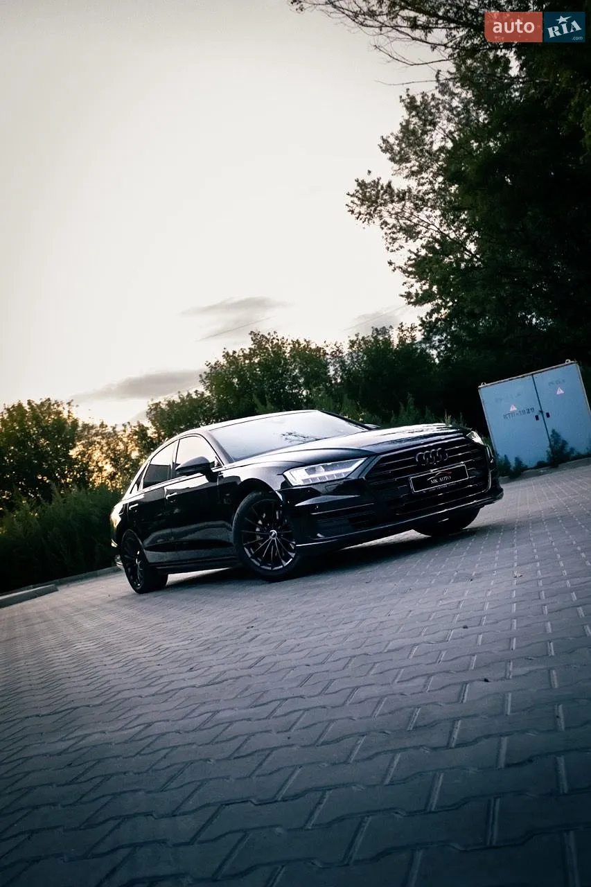 2018 Audi A8 - фото 1