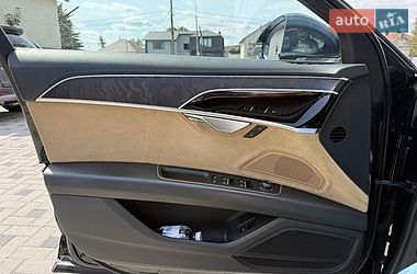 Седан Audi A8 2019 в Коломые
