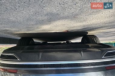 Седан Audi A8 2021 в Києві