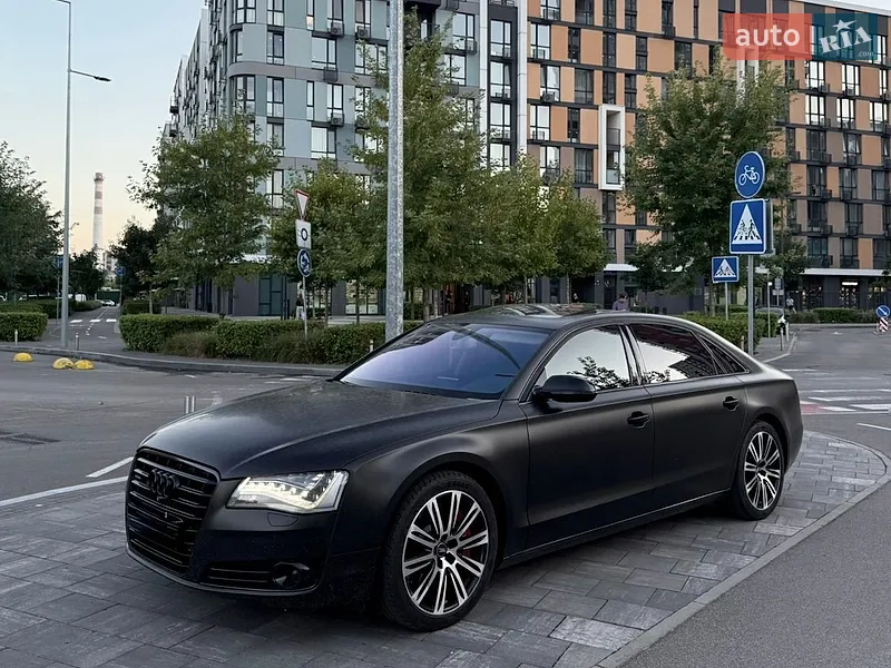 Audi A8