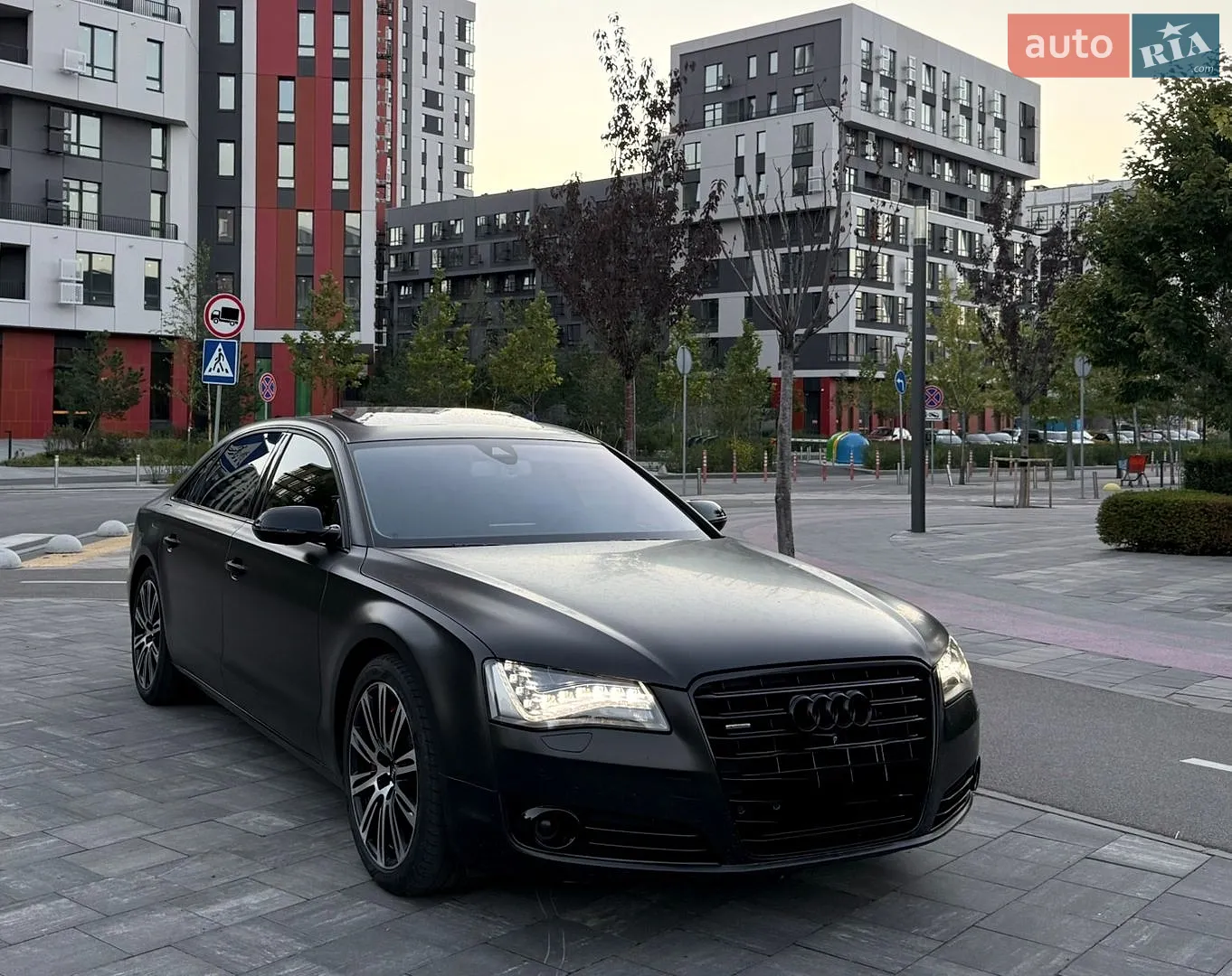2013 Audi A8 - мініатюра 3