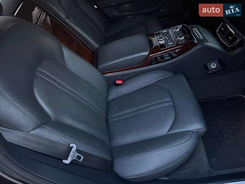 Седан Audi A8 2013 в Киеве фото 28 Седан Audi A8 2013 в Киеве