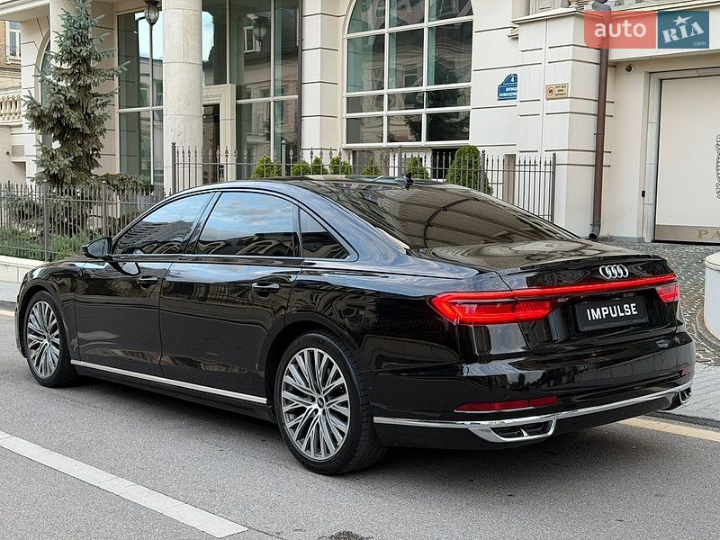 Седан Audi A8 2021 в Києві