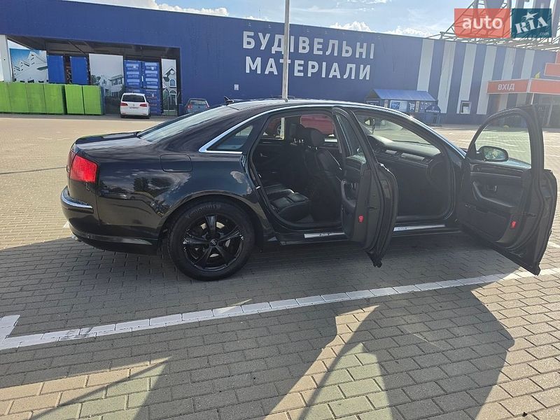 Седан Audi A8 2003 в Ковеле