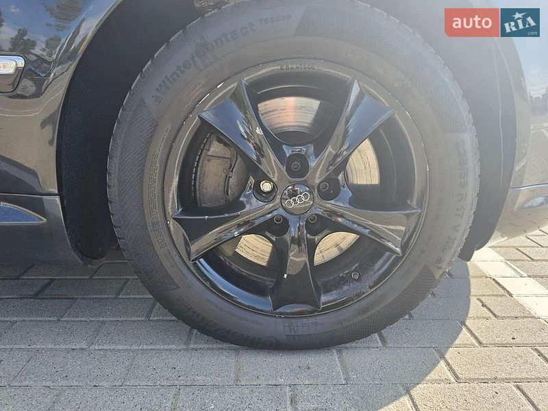 Седан Audi A8 2003 в Ковеле