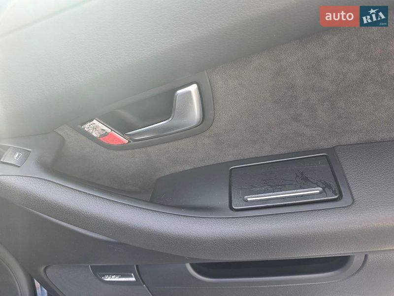 Седан Audi A8 2003 в Ковеле