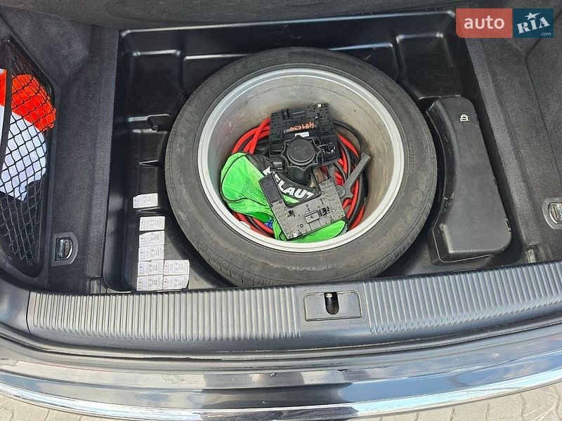 Седан Audi A8 2003 в Ковеле