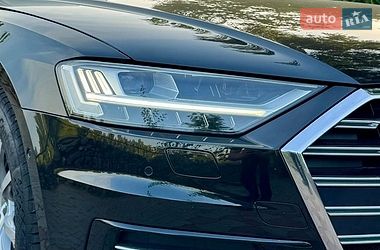 Седан Audi A8 2018 в Дніпрі