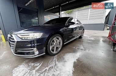 Седан Audi A8 2017 в Одессе