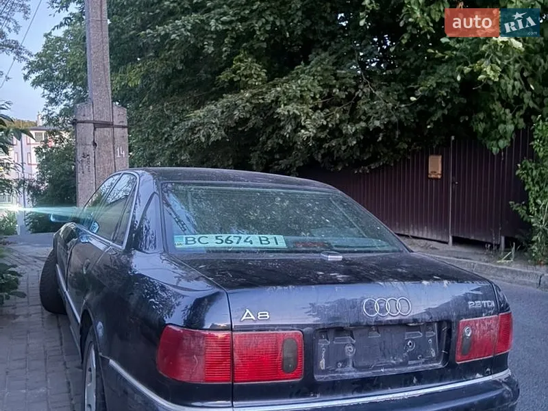 Audi A8 2001