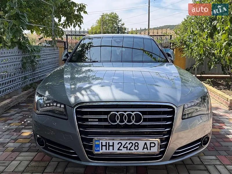 Audi A8 2013