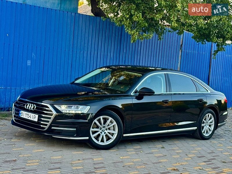 Седан Audi A8 2018 в Дніпрі