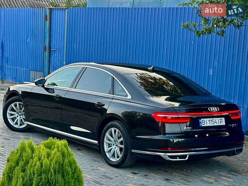 Седан Audi A8 2018 в Дніпрі