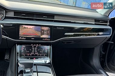 Седан Audi A8 2018 в Дніпрі