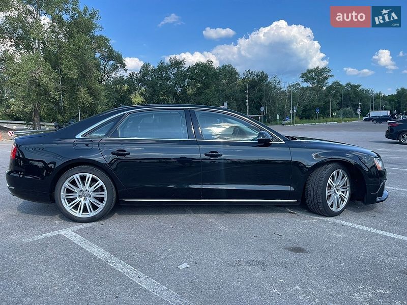 Audi A8 2013