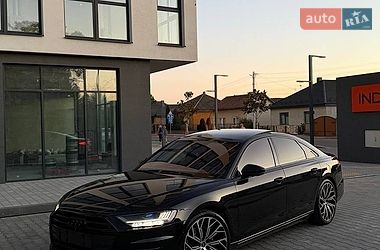 Седан Audi A8 2018 в Киеве
