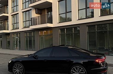 Седан Audi A8 2018 в Киеве
