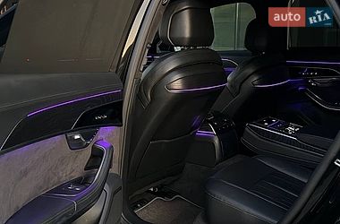 Седан Audi A8 2018 в Киеве