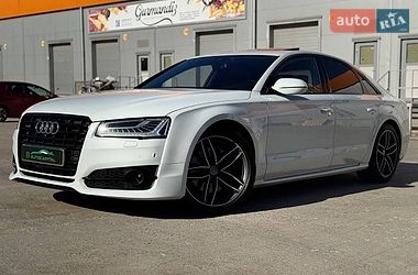 Седан Audi A8 2017 в Киеве