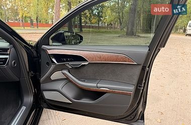 Седан Audi A8 2019 в Києві