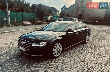Седан Audi A8 2015 в Луцке