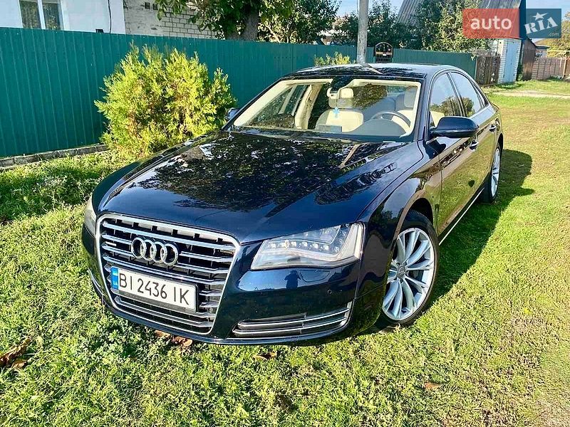 Седан Audi A8 2010 в Глобиному
