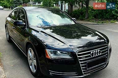 Седан Audi A8 2013 в Киеве