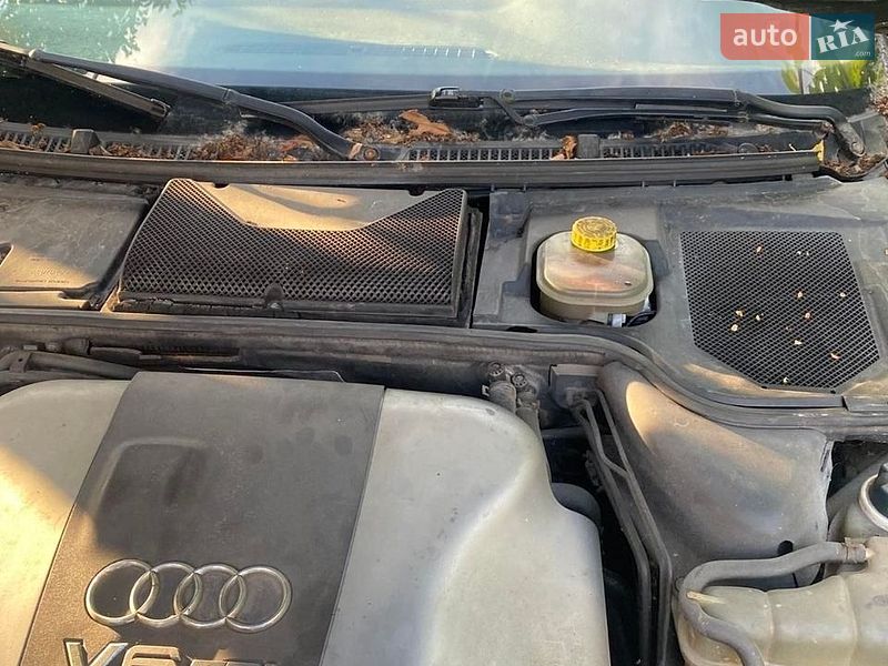 Седан Audi A8 2002 в Львові
